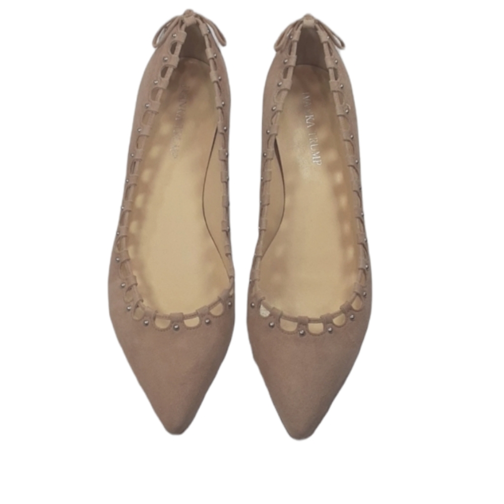 Ivanka Trump size 10M beige suade leather studded flats